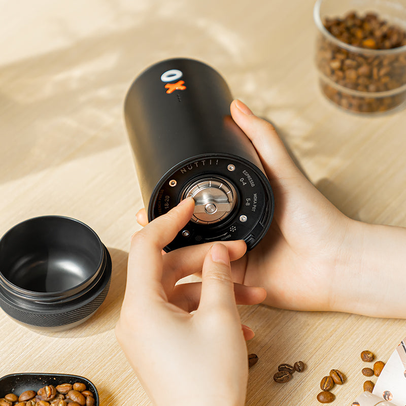 NUTTII ELECTRIC GRINDER